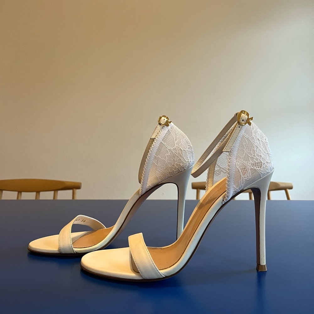 Gianvito Rossi Lace Heels